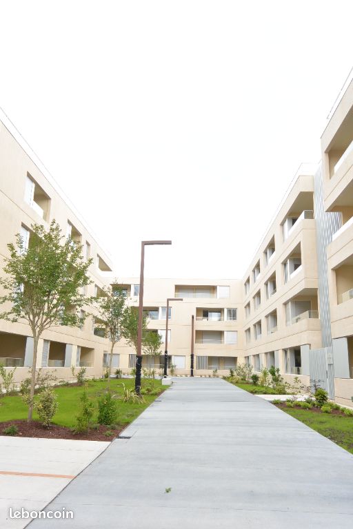 Parking/box BORDEAUX · 95 €/mois