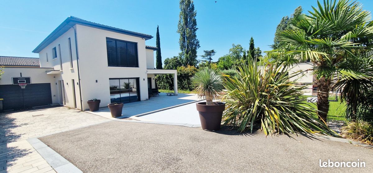 Maison 6 pièces 165 m² · à Écully · 165 m² · 985 000 €