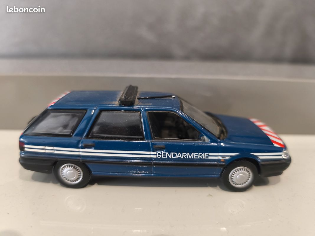 456261_5