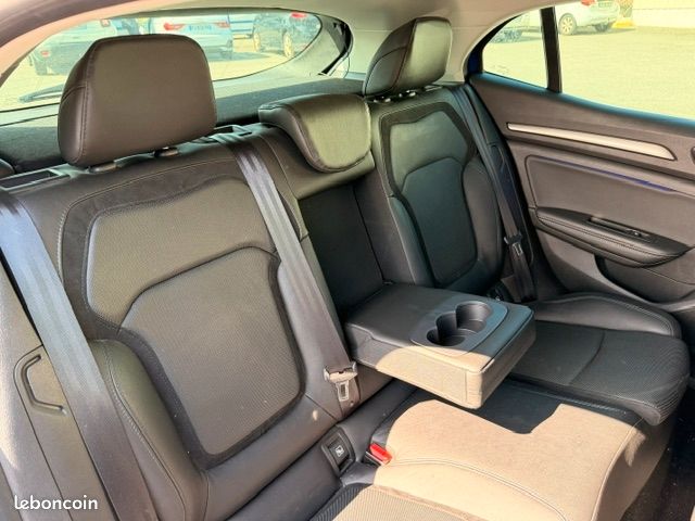 Renault MEGANE IV 1.2 TCE 130CH ENERGY GT LINE EDC + TOIT OUVRANT (image 4)