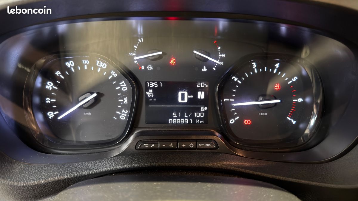 PEUGEOT EXPERT VU VAN AMÉNAGÉ 1.6 BLUEHDI 95CH L1H1 BVA S&S - PANNEAU SOLAIRe (image 16)