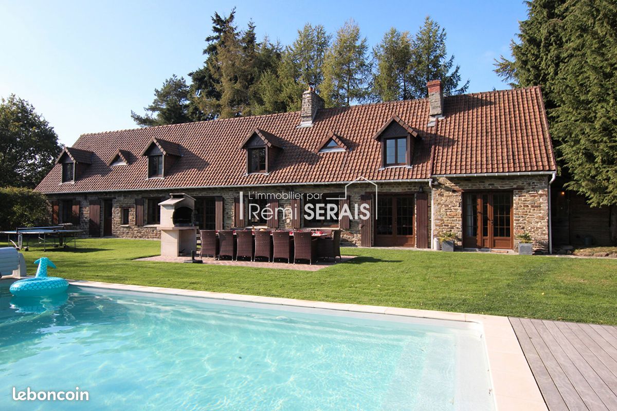 Maison 8 pièces 192 m² · à Souleuvre en Bocage · 192 m² · 338 250 €