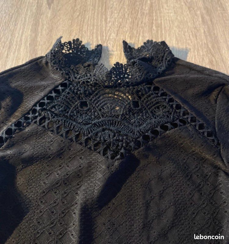 Body dentelle (image 2)
