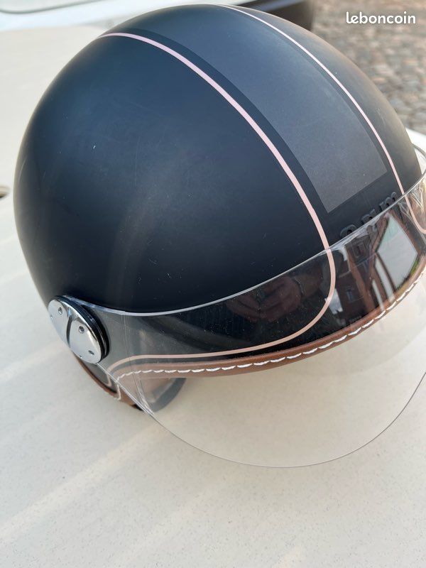 Casque (image 1)