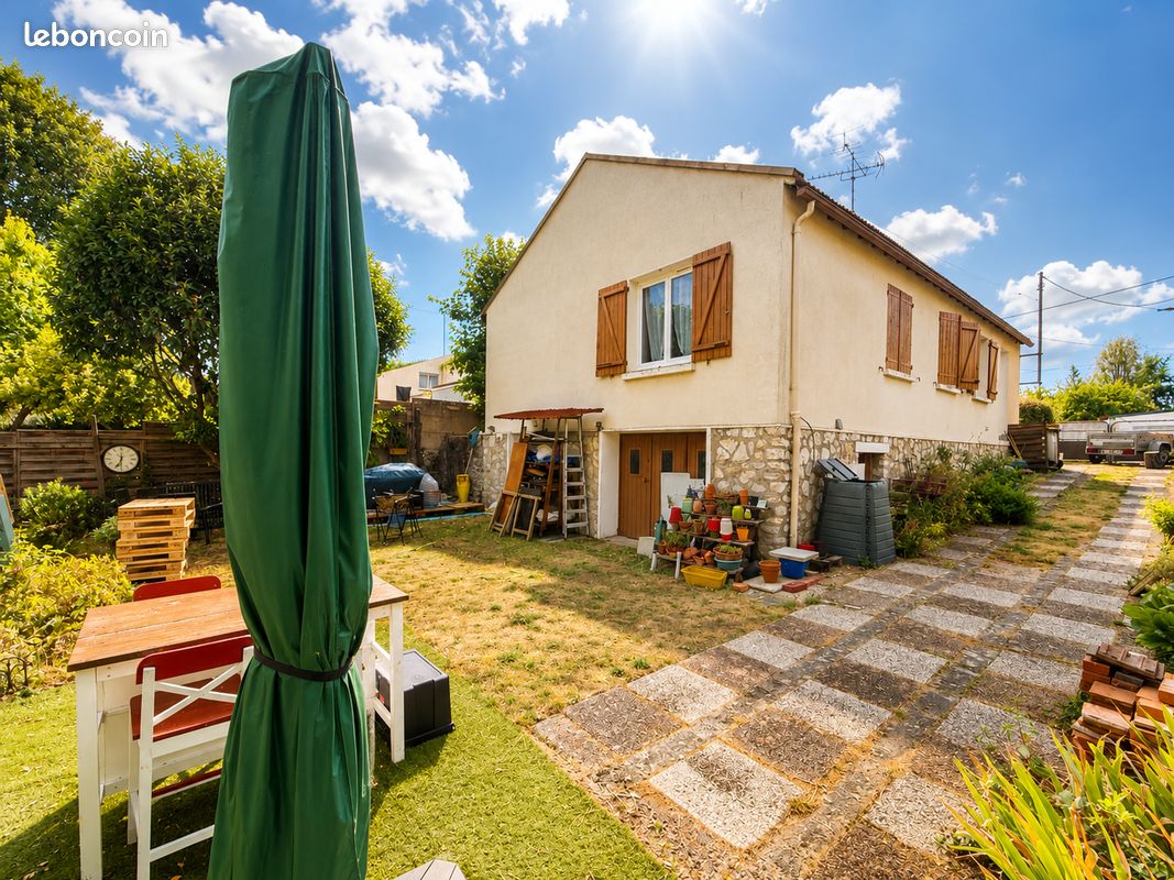 Maison 4 pièces 80 m² · à Saint-Jean-de-la-Ruelle · 80 m² · 230 000 €