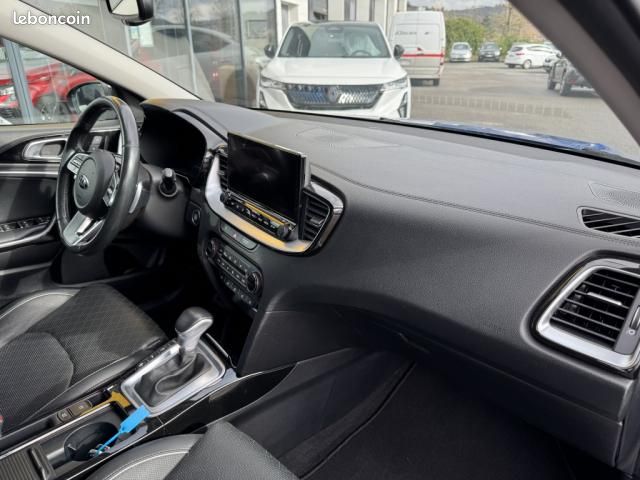 Kia Xceed 1.6l CRDi 136 ch DCT7 ISG Premium (image 18)