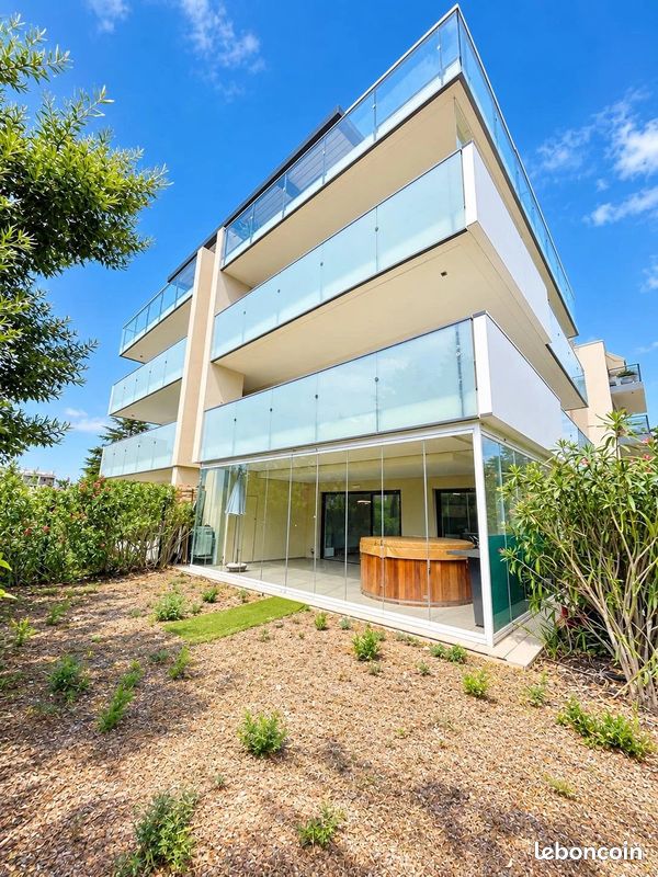 Appartement 3 pièces 74 m² · à Saint-Raphaël · 74 m² · 520 000 €