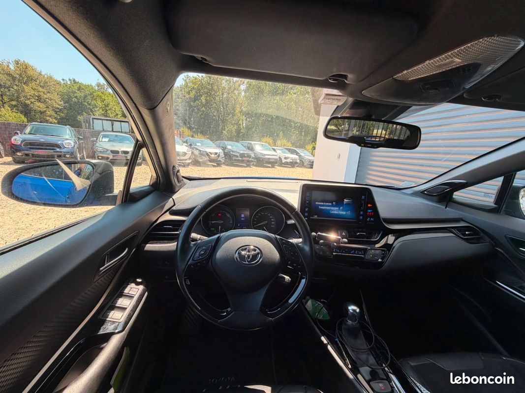 TOYOTA C-HR HYBRIDE PRO RC18 C-HR Pro 122h Collection (image 13)