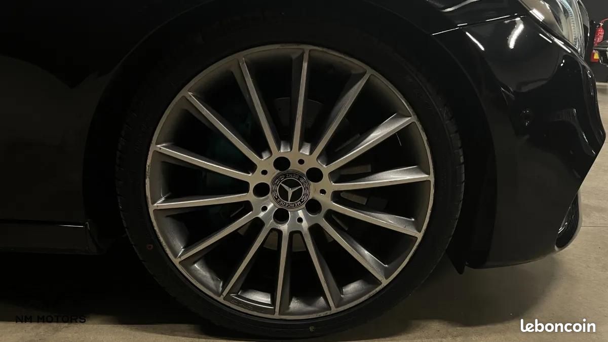 Mercedes Classe E 220 D 195 CV AMG LINE 4MATIC 9G-TRONIC BVA - INTERIEUR TIFFANY BLUE (image 13)