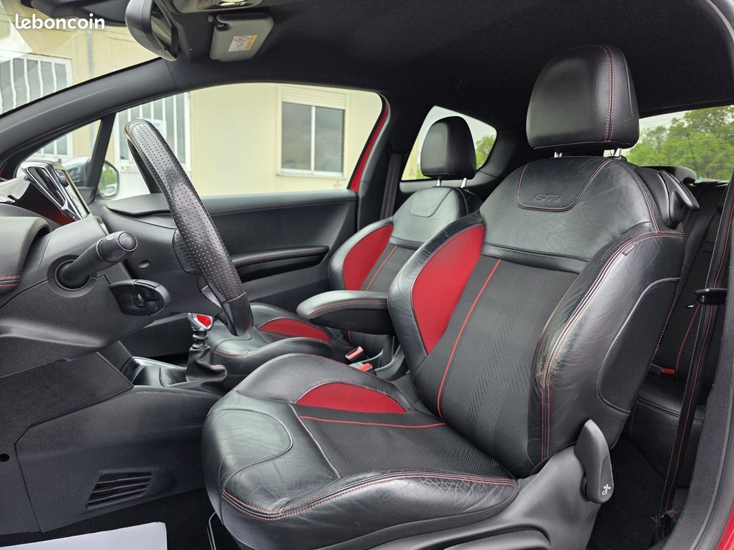 Peugeot 208 1.6 THP 200CH GTI 3P (image 7)