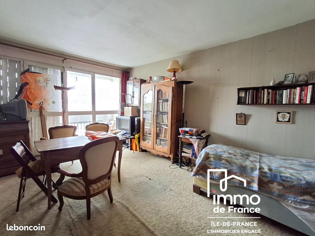 Appartement 2 pièces 55 m² · à Plaisir · 55 m² · 120 000 €