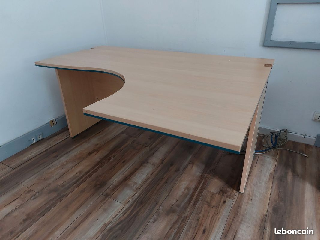 Vend bureau d'angle avec ou sans caisson (image 1)