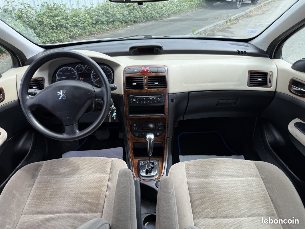 Peugeot 307 1.6e 16v griffe bva 2002 (image 3)