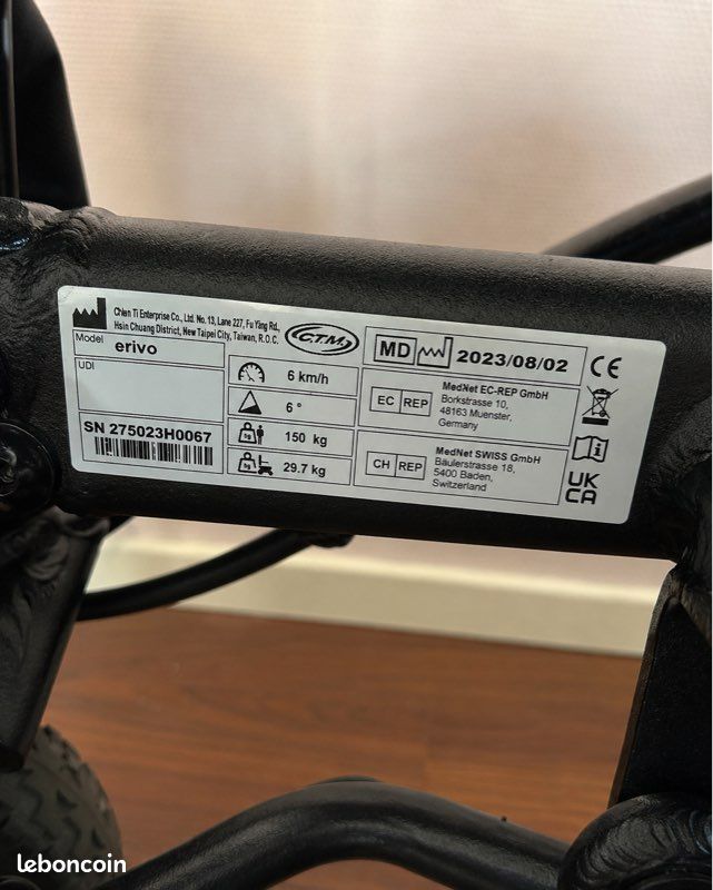 Fauteuil roulant électrique pliable ERIVO R10 – très bon état – 2023 (image 2)