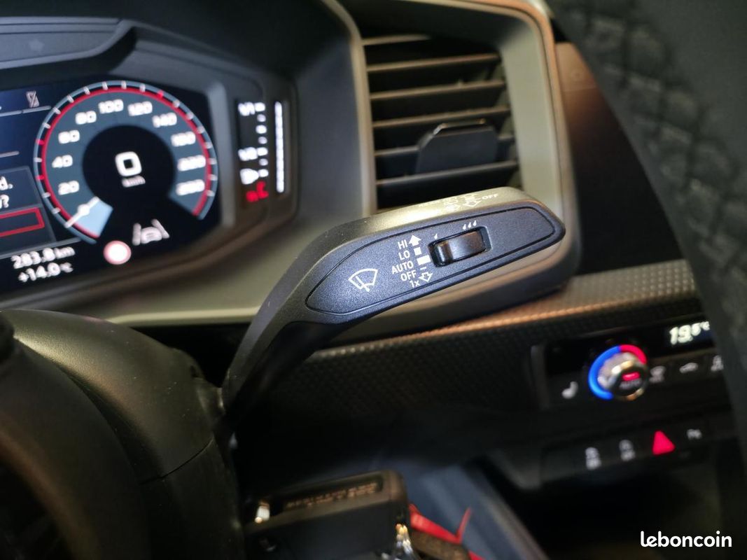 AUDI A1 Sportback 1.0 30 TFSI - 116 - BV S-Tronic Advanced (image 28)
