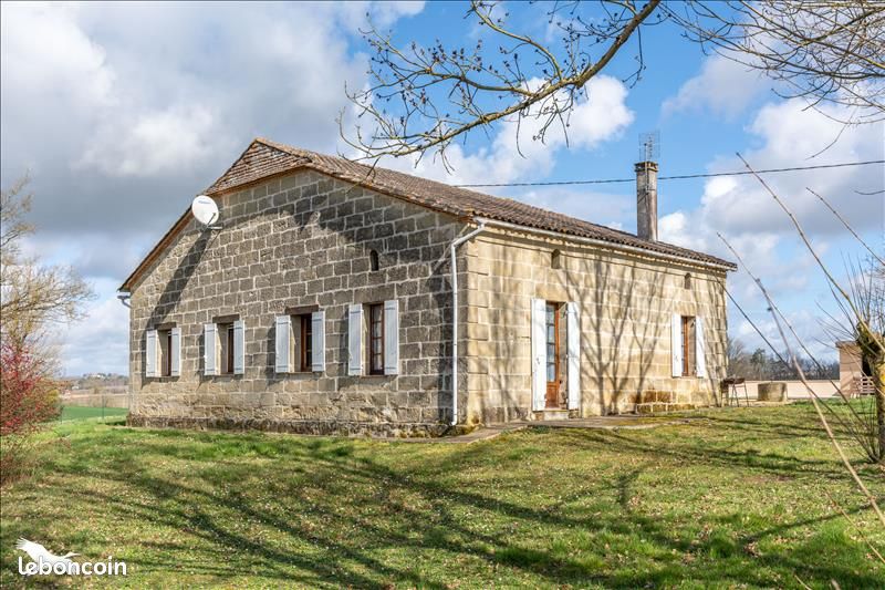 Maison 4 pièces 126 m² · à Lavergne · 126 m² · 243 800 €