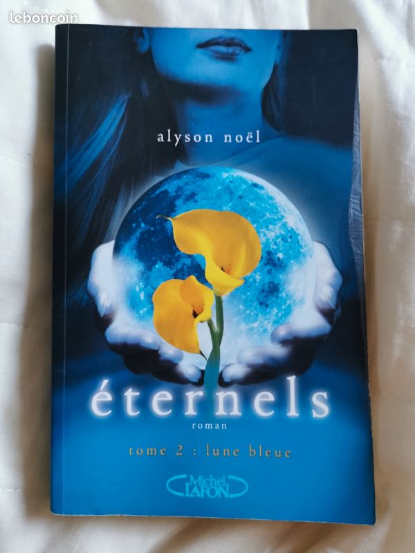 Éternels. Tome 2 : Lune bleue (fantastique-romance) (image 1)