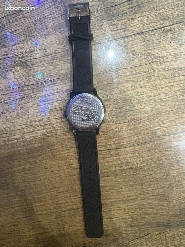 Montre Lacoste (image 2)