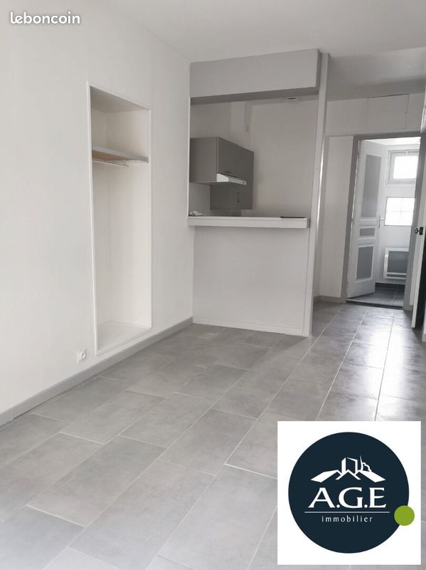 Appartement 1 pièce 20 m² · à Épernon · 20 m² · 396 €