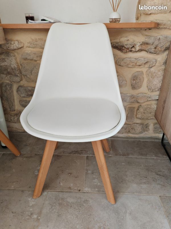 Chaises (image 1)