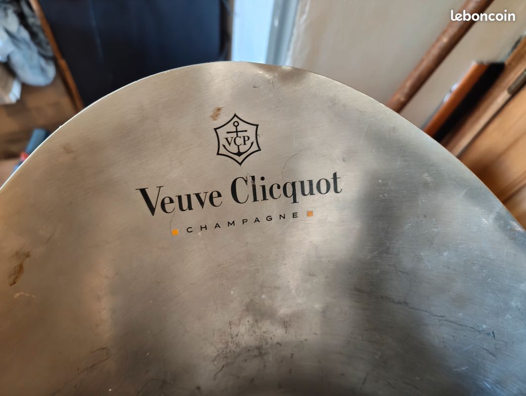 RARE Veuve Clicquot seau à champagne vintage en métal pour bouteille de champagne seau Veuve Clicquot, Champagne français, Cadeau Champagne - France