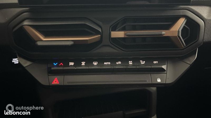 Dacia Duster 1.6 hybrid 140ch Extreme (image 26)