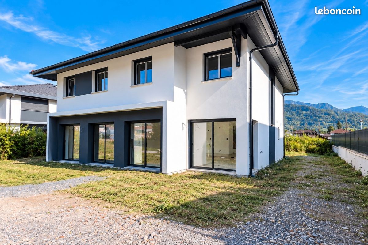 Maison 5 pièces 112 m² · à Scionzier · 112 m² · 379 000 €