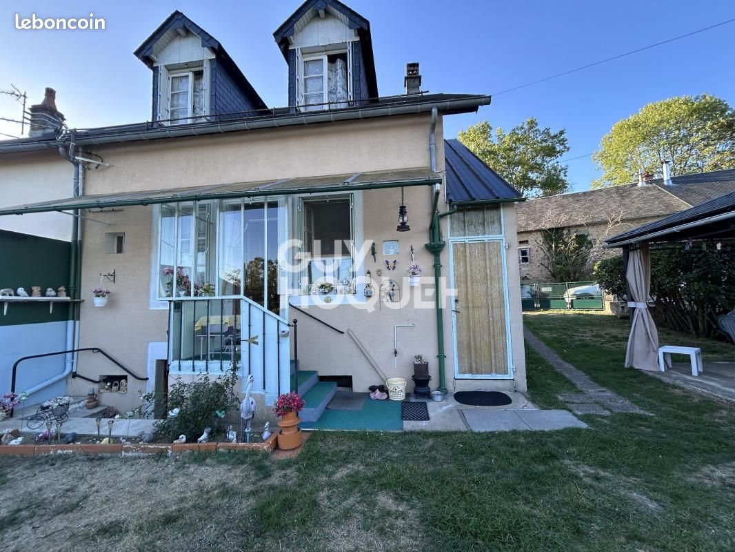 Maison 5 pièces 64 m² · à Anost · 64 m² · 80 000 €