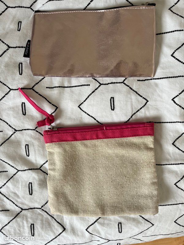 Trousse de toilettes (image 1)