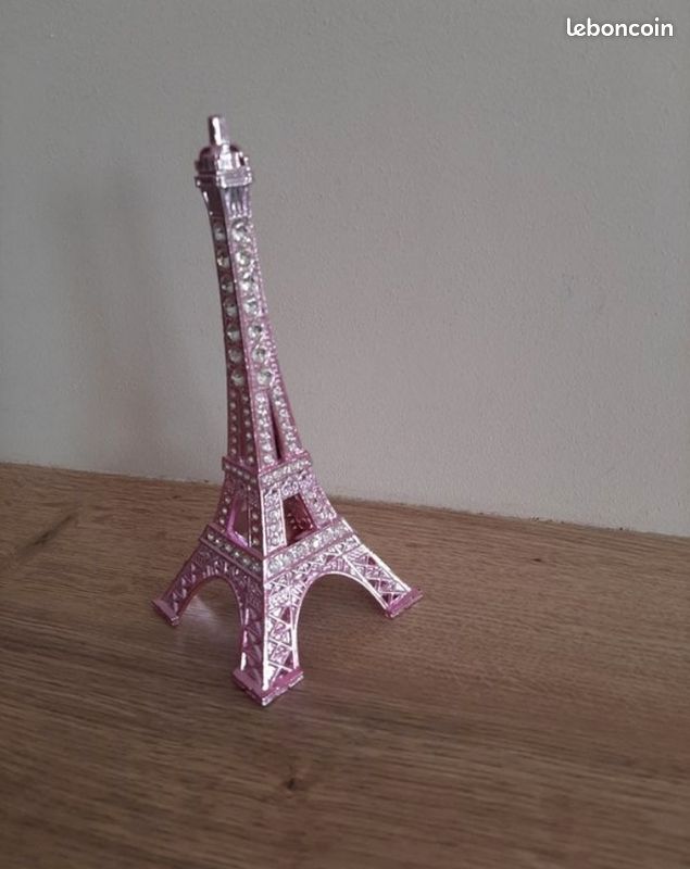 Tour Eiffel rose avec strass (image 2)