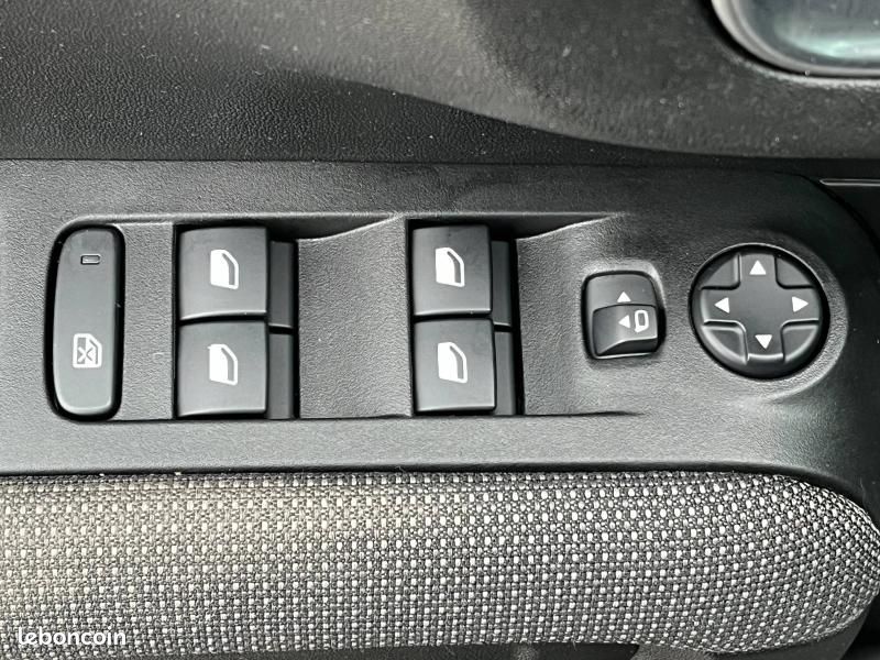 Citroen C3 Aircross Essence 110 C-Series Caméra CarPlay GPS Clim Auto 1ère main (image 26)