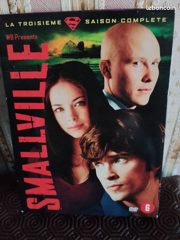 COFFRET DVD Smallville : saison 3 (image 1)