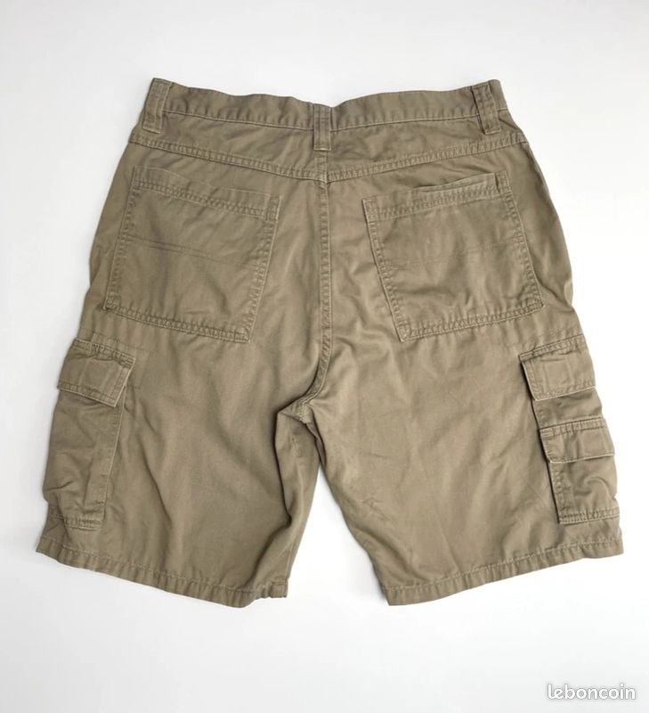 Wrangler Authentics vintage beige camel cargo shorts Mens W31 (image 11)