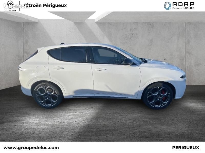 Alfa romeo Tonale 1.5 Hybrid 160ch Tributo Italiano TCT (image 4)