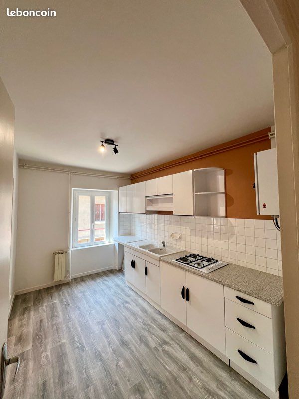 Appartement 3 pièces 54 m² · à Le Monastier-sur-Gazeille · 54 m² · 410 €/mois