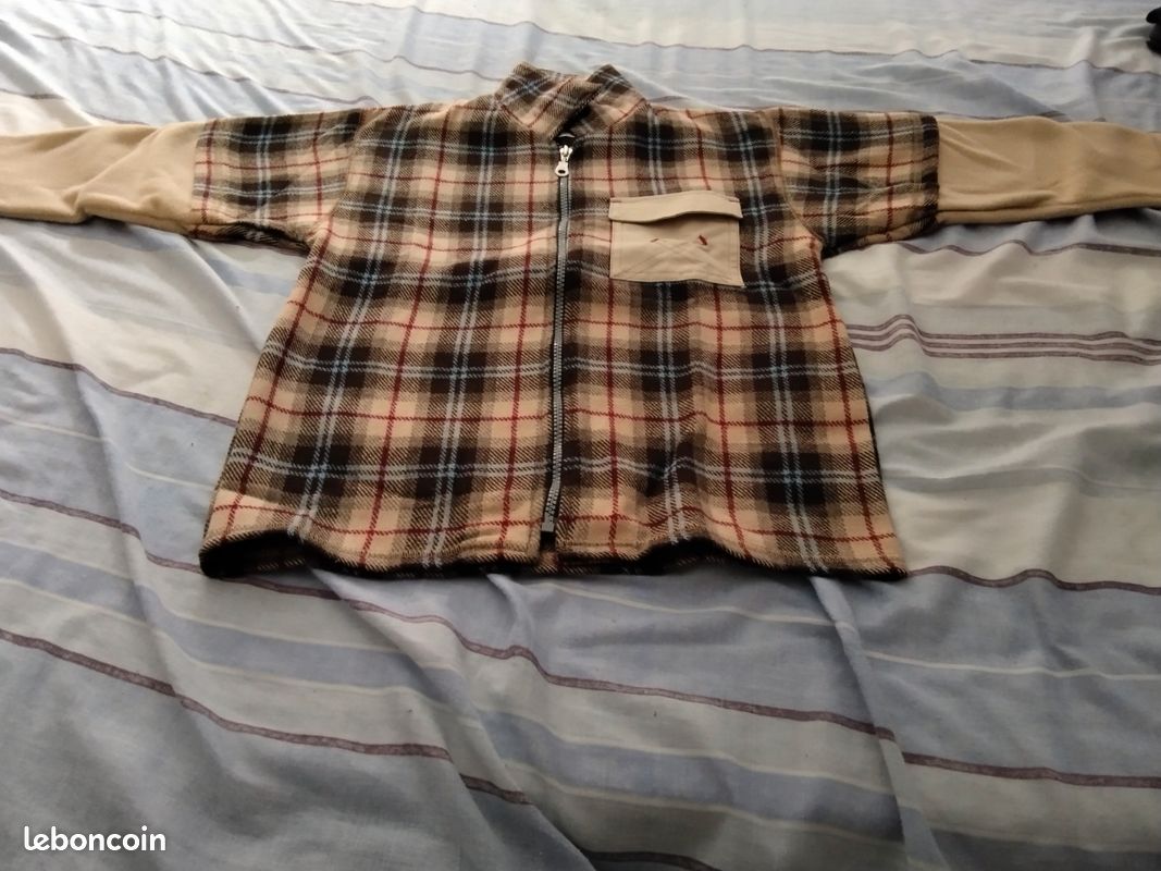 Chemise taille 6ans (image 1)