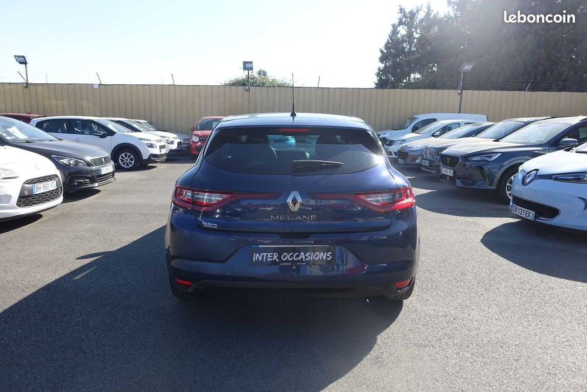 Renault MEGANE IV 1.2 TCE 100CH ENERGY LIMITED (image 6)