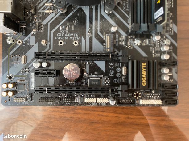 KIT plateforme AM4 – Ryzen 3 2200G + B450 + 8 Go DDR4 2