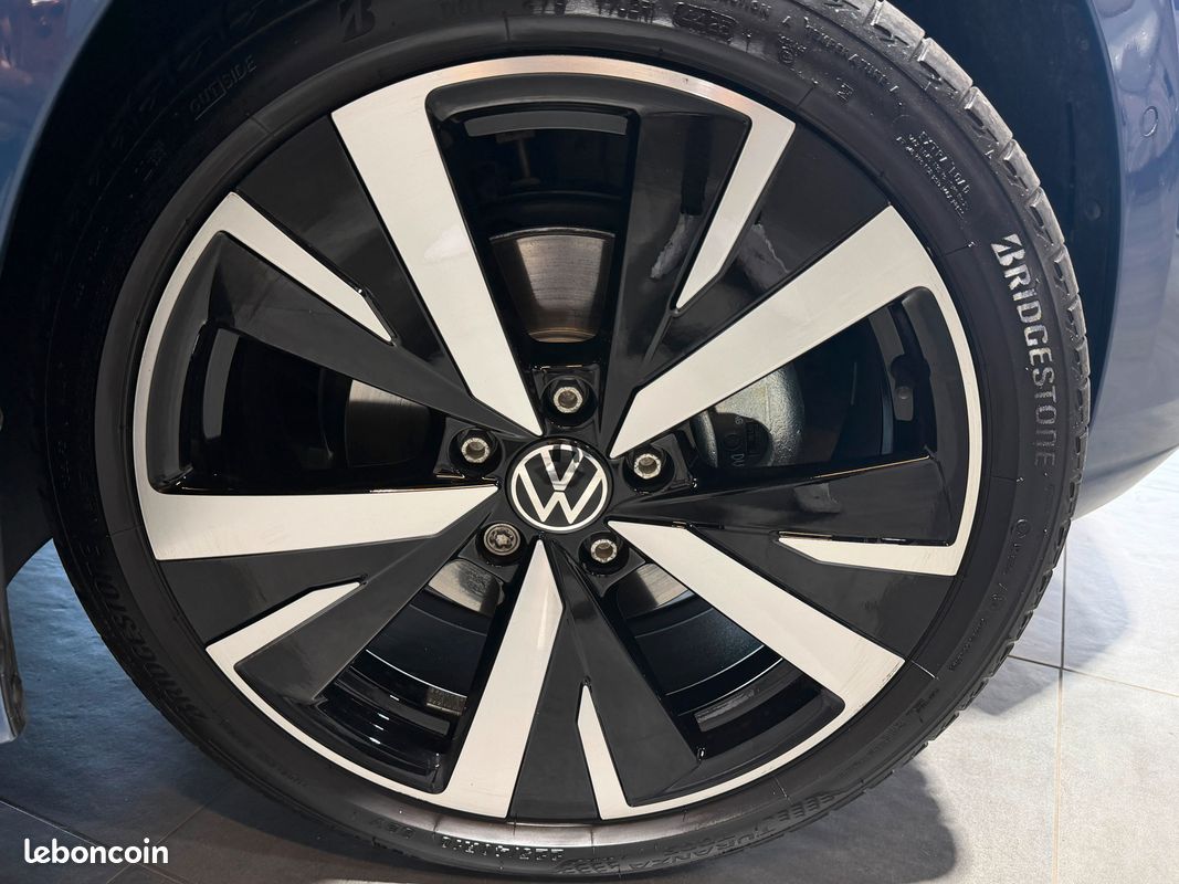 VOLKSWAGEN Golf 1.5 eTSI EVO2 116 DSG7 VW Edition (image 9)