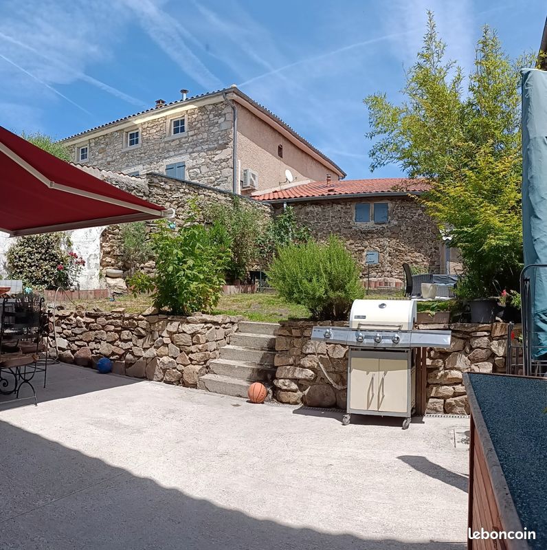 Maison 4 pièces 115 m² · à Beauvallon · 115 m² · 315 000 €