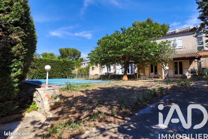 Maison familiale 6 pièces 163 m² — 2