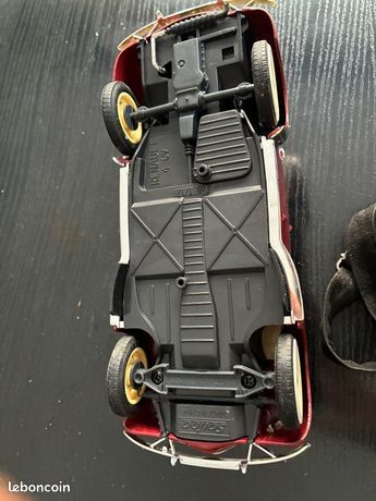 SOLDO Réf. 1213 Renault 4F pomper
