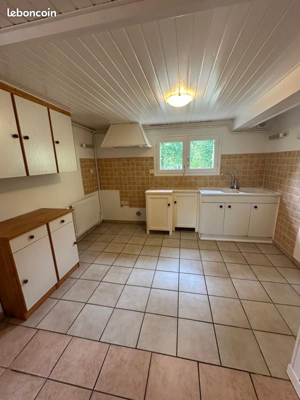 Maison 4 pièces 114 m² · à Saint-Jean-d'Heurs · 114 m² · 950 €/mois