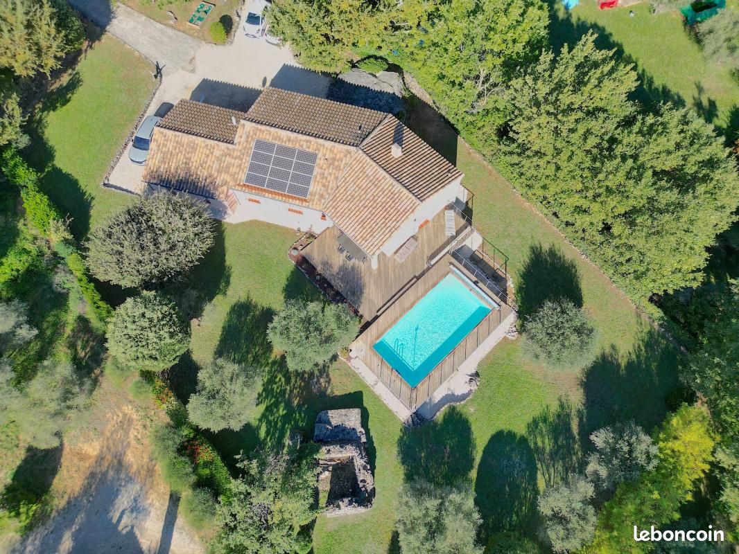 Maison 5 pièces 107 m² · à Signes · 107 m² · 478 000 €