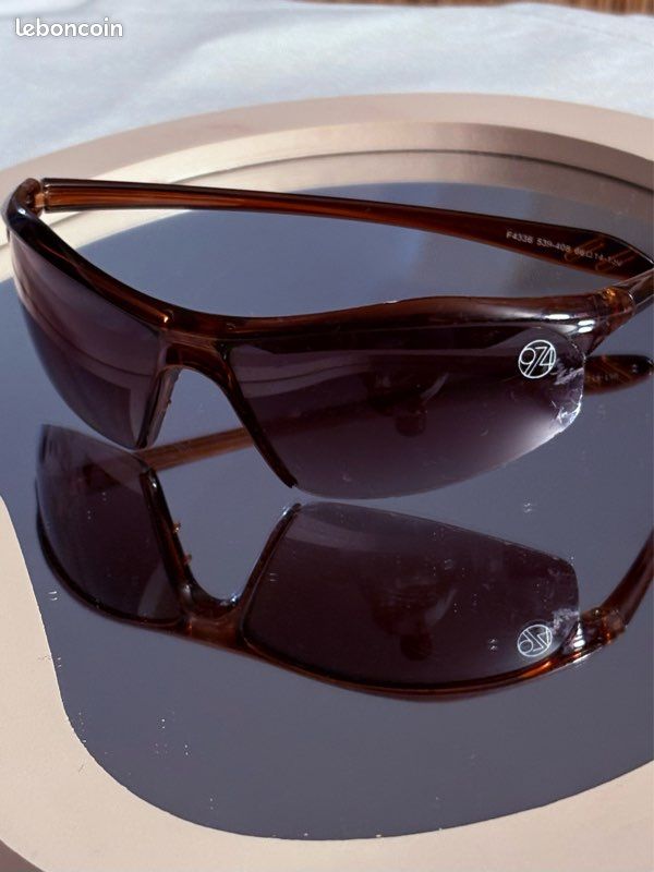 Lunette de soleil vintage (image 3)