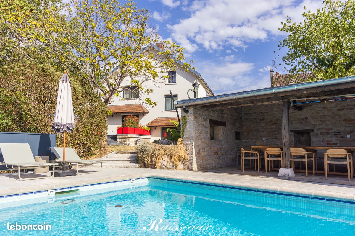 Maison 7 pièces 192 m² · à Talant · 192 m² · 1 090 000 €