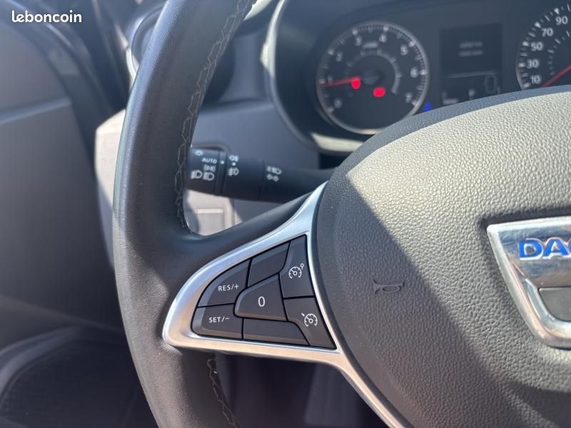 Dacia Duster 1.5 Blue dCi 115ch Extreme 4x4 (image 22)