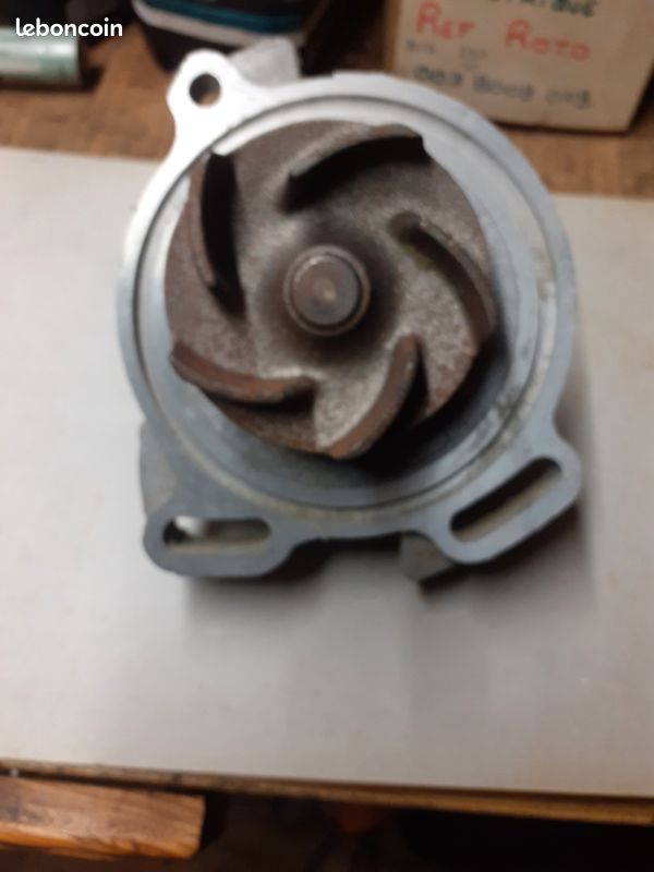 Pompe a eau audi (image 2)