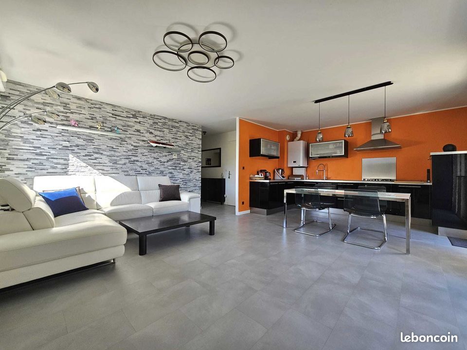 Appartement 3 pièces 67 m² · à Reignier-Ésery · 67 m² · 370 000 €