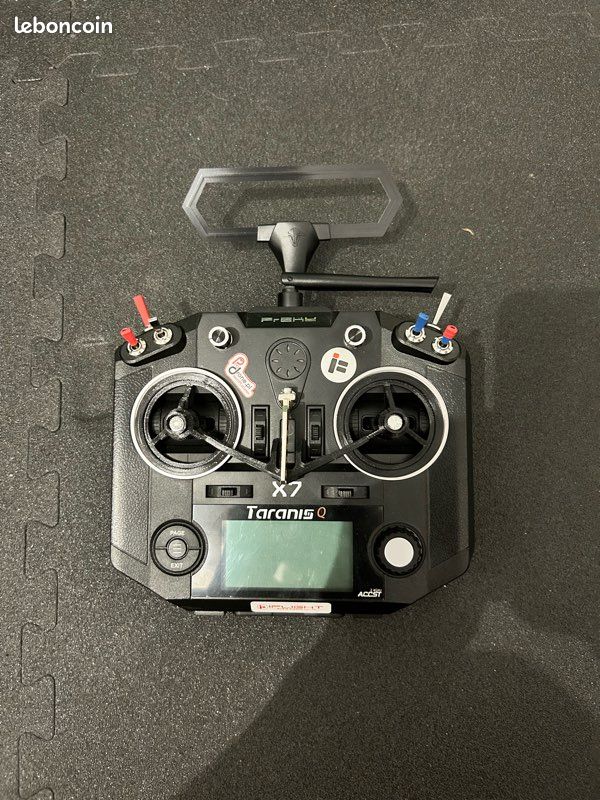 Taranis QX7+ crossfire (image 1)